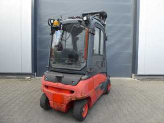 Muletto usato LINDE E20PL-02 ELEKTRO VIERRADFRONTSTAPLER (13040700)