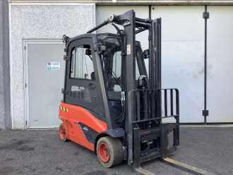 Muletto usato LINDE E20PL-02 ELEKTRO VIERRADFRONTSTAPLER (13070931) backdrop