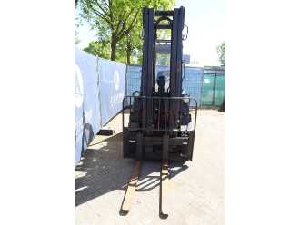 Muletto usato LINDE E25/600-02 ELEKTRO VIERRADFRONTSTAPLER (13041360)