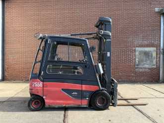 Muletto usato LINDE E25L-01 ELEKTRO VIERRADFRONTSTAPLER (13072016)