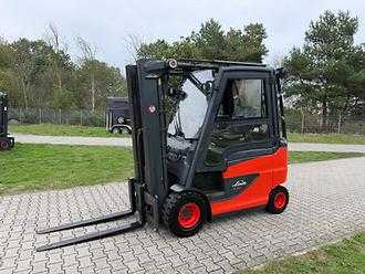 Muletto usato LINDE E30H-01/600 ELEKTRO VIERRADFRONTSTAPLER (13073178) backdrop