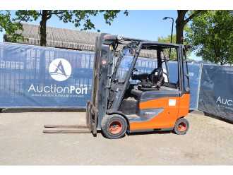 Muletto usato LINDE E30HL-01/600 ELEKTRO VIERRADFRONTSTAPLER (13041393) backdrop