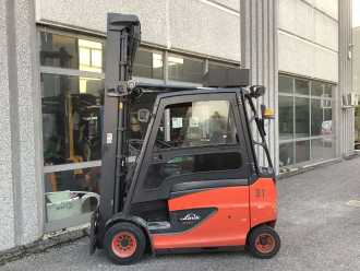 Muletto usato LINDE E30HL-01/600 ELEKTRO VIERRADFRONTSTAPLER (13076934)