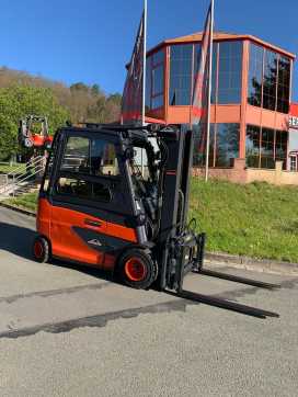 Muletto usato LINDE E35HL-01 ELEKTRO VIERRADFRONTSTAPLER (13025011)