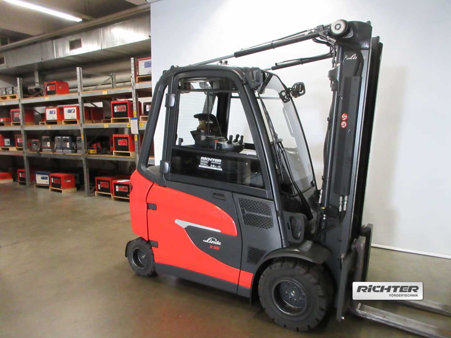 Muletto usato LINDE E35HL ELEKTRO VIERRADFRONTSTAPLER (12937209)