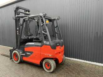 Muletto usato LINDE E45H-01/600 ELEKTRO VIERRADFRONTSTAPLER (13008942)
