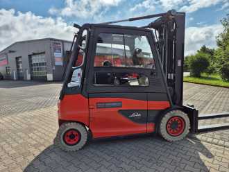 Muletto usato LINDE E50HL-01 Batterie - 12.2023 ELEKTRO VIERRADFRONTSTAPLER (12355312)