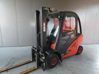 Muletto usato LINDE H 25 D DIESEL VIERRADFRONTSTAPLER (13076028) backdrop