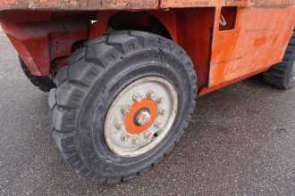 Muletto usato LINDE H 35 T 317 GAS VIERRADFRONTSTAPLER (13048447)