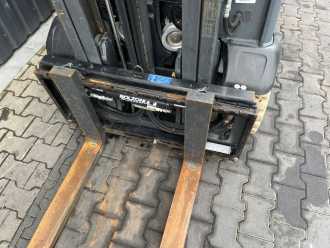 Muletto usato LINDE H18T-01 GAS VIERRADFRONTSTAPLER (13037640)