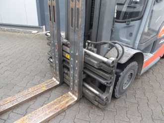 Muletto usato LINDE H25T-01 GAS VIERRADFRONTSTAPLER (13056851)