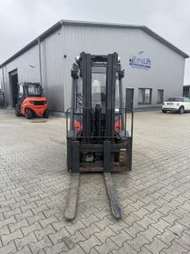 Muletto usato LINDE H30D-02 DIESEL VIERRADFRONTSTAPLER (12974712)