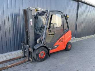 Muletto usato LINDE H30D-02 DIESEL VIERRADFRONTSTAPLER (13072006) backdrop