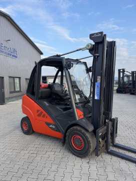 Muletto usato LINDE H30T-02 GAS VIERRADFRONTSTAPLER (13043949)