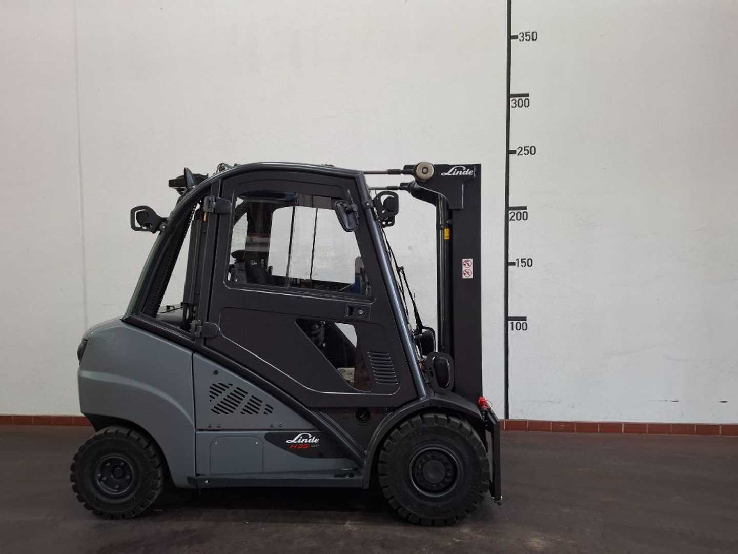 Muletto usato LINDE H35 D: 3,5t (3B) DIESEL VIERRADFRONTSTAPLER (12989057)