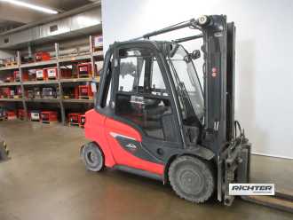 Muletto usato LINDE H35D (EU5) DIESEL VIERRADFRONTSTAPLER (13017392) backdrop