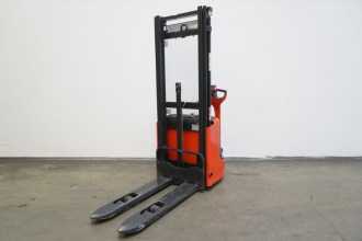 Muletto usato LINDE L 12 1172 ELEKTRO HOCHHUBWAGENDEICHSEL (13036680)