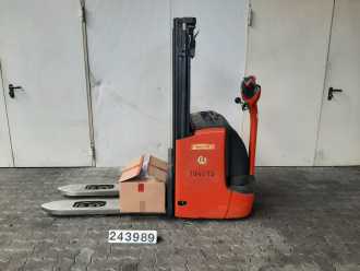 Muletto usato LINDE L 12 EX I ELEKTRO HOCHHUBWAGENDEICHSEL (13065717) backdrop