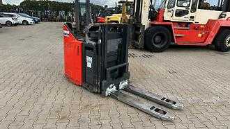 Muletto usato LINDE L 12L SP ELEKTRO HOCHHUBWAGENFAHRERSTAND (13068006)