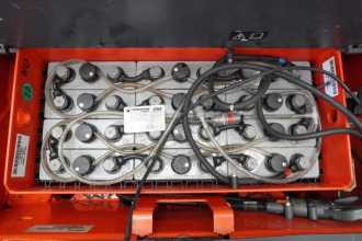 Muletto usato LINDE L 14 372-03 ELEKTRO HOCHHUBWAGENDEICHSEL (13071118)