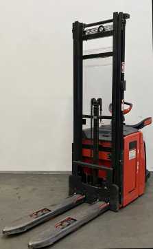 Muletto usato LINDE L 14 AP i 1173-01 ELEKTRO HOCHHUBWAGENFAHRERSTAND (12977128) backdrop