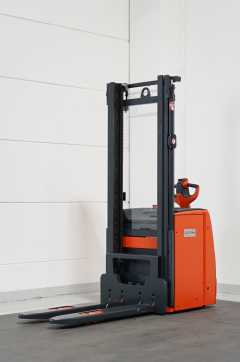 Muletto usato LINDE L 16 1173-01 ELEKTRO HOCHHUBWAGENDEICHSEL (13037602)