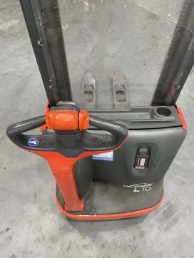 Muletto usato LINDE L10-1172 ELEKTRO HOCHHUBWAGENDEICHSEL (13074199)