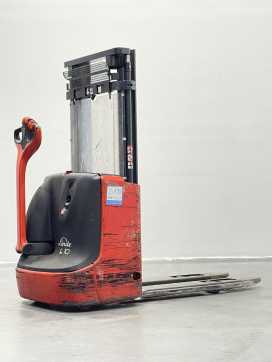 Muletto usato LINDE L10-1172 ELEKTRO HOCHHUBWAGENDEICHSEL (13076286)