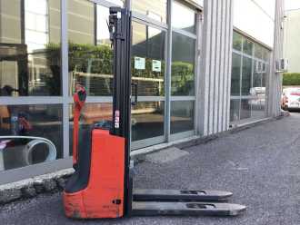 Muletto usato LINDE L10 ELEKTRO HOCHHUBWAGENDEICHSEL (13069916)