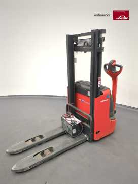 Muletto usato LINDE L10B-1172-01 ELEKTRO HOCHHUBWAGENFAHRERSTAND (13070429)