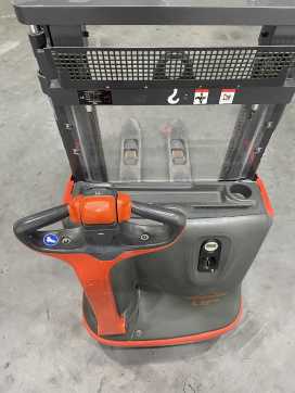 Muletto usato LINDE L12-1172 ELEKTRO HOCHHUBWAGENDEICHSEL (13074195)