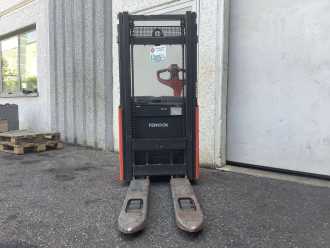 Muletto usato LINDE L12 ELEKTRO HOCHHUBWAGENDEICHSEL (13070934)