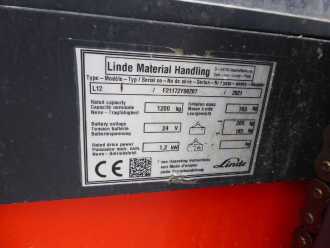 Muletto usato LINDE L12 ELEKTRO HOCHHUBWAGENDEICHSEL (13075326)