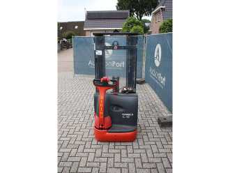 Muletto usato LINDE L12 ELEKTRO HOCHHUBWAGENMANUELLELEKTRISCH (13064281)