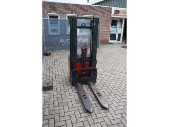 Muletto usato LINDE L12 ELEKTRO HOCHHUBWAGENMANUELLELEKTRISCH (13064281)