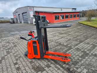 Muletto usato LINDE L12LAPi Batterie aus 2023 ELEKTRO HOCHHUBWAGENDEICHSEL (12891763)