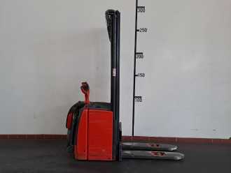 Muletto usato LINDE L16 AP : 1.6t (1173-01) ELEKTRO HOCHHUBWAGENFAHRERSTAND (13025304) backdrop