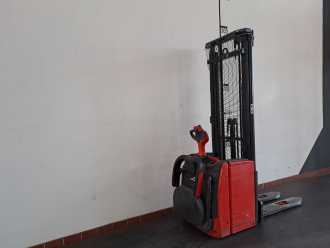 Muletto usato LINDE L16 AP : 1.6t (1173-01) ELEKTRO HOCHHUBWAGENFAHRERSTAND (13025304)