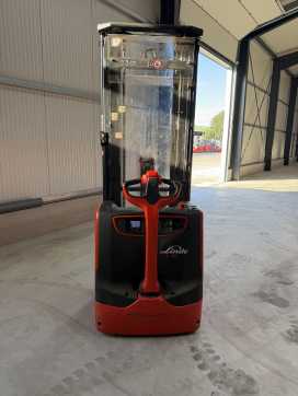 Muletto usato LINDE L16 ELEKTRO HOCHHUBWAGENDEICHSEL (13070200)