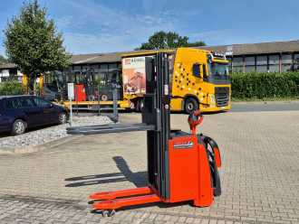 Muletto usato LINDE L16APi ELEKTRO HOCHHUBWAGENDEICHSEL (12922417) backdrop