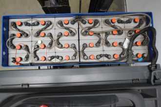 Muletto usato LINDE R 16 HD 1120 ELEKTRO SCHUBMASTSTAPLER (13037722)