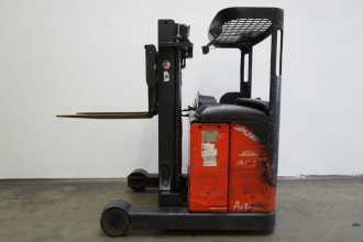 Muletto usato LINDE R 16 S 115-02 ELEKTRO SCHUBMASTSTAPLER (12993964)