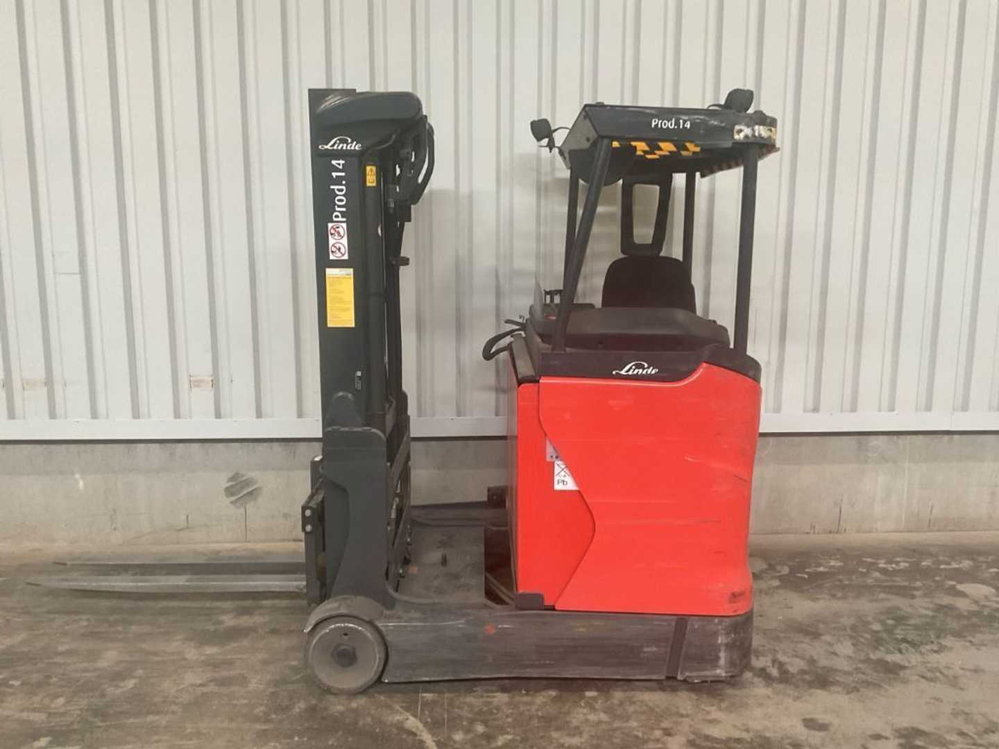 Muletto usato LINDE R10B BR1120 ELEKTRO SCHUBMASTSTAPLER (12984183)