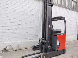 Muletto usato LINDE R14HD-01 DIESEL SCHUBMASTSTAPLER (13060022)