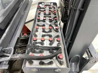 Muletto usato LINDE R20-01 ELEKTRO SCHUBMASTSTAPLER (13033820)