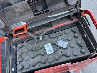 Muletto usato LINDE T18 ELEKTRO NIEDERHUBWAGENDEICHSEL (13041619)