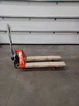 Muletto usato LINDE TM 2500 kg HANDSEMI NIEDERHUBWAGENDEICHSEL (12624297)