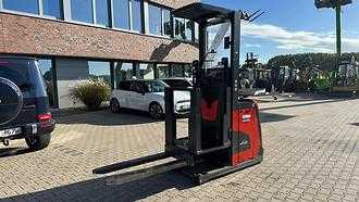 Muletto usato LINDE V 10-02 ELEKTRO HOCHHUBKOMMISSIONIERER (13075019)