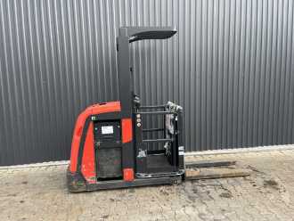 Muletto usato LINDE V10 ELEKTRO NIEDERHUBKOMMISSIONIERER (13065768)