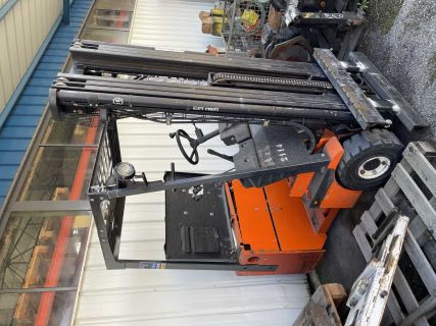 Muletto usato LUGLI chariot élévateur à fourches ELEKTRO VIERRADFRONTSTAPLER (11964222)